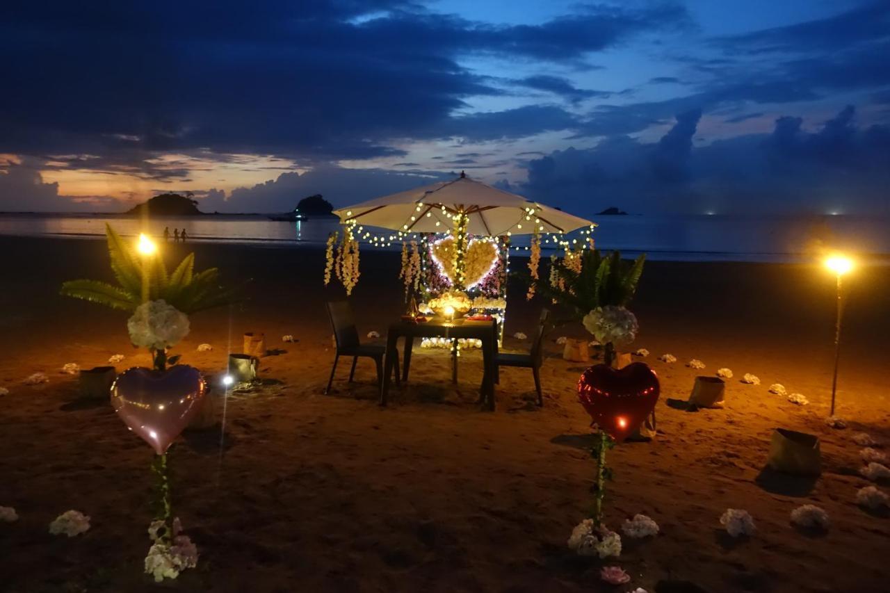 Nacpan Beach Villas Managed By H Hospitality Group エルニド エクステリア 写真