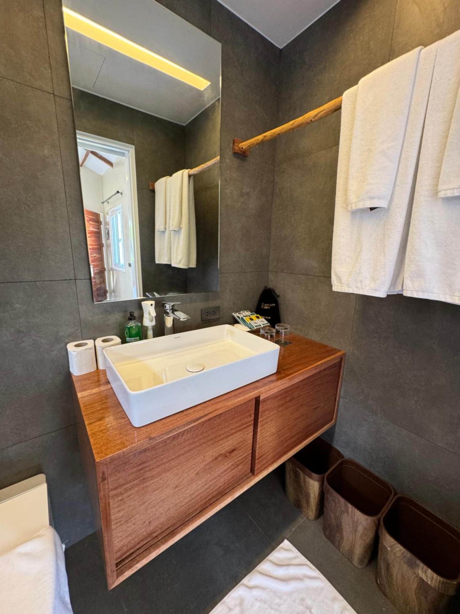 Nacpan Beach Villas Managed By H Hospitality Group エルニド エクステリア 写真